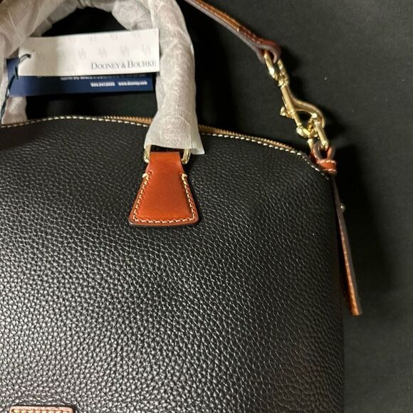 New Dooney and Bourke Black Pebble Grain Domed Satchel - Picture 3 of 12